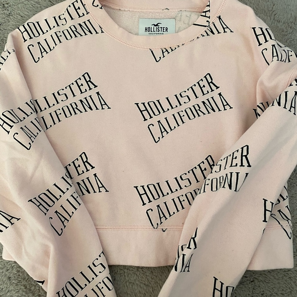 Hollister cropped sweatshirt